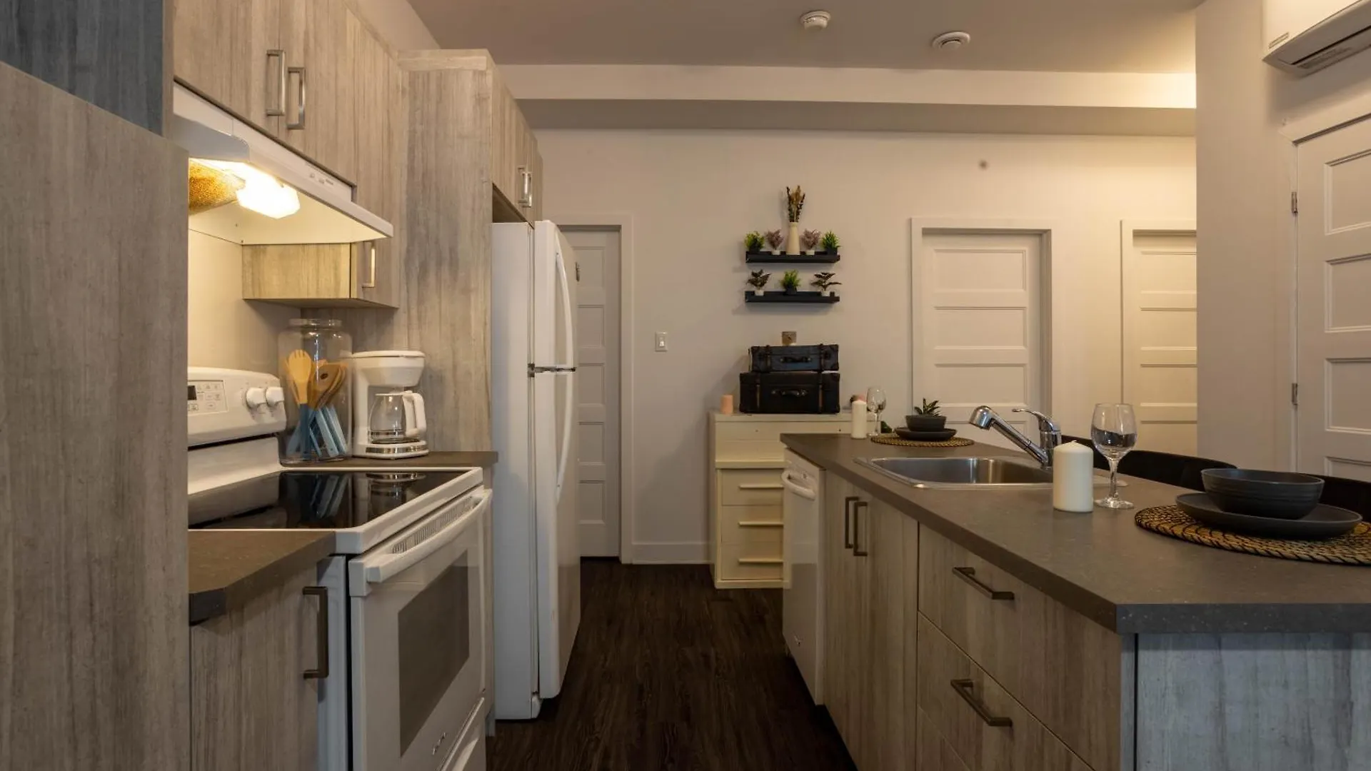 מונטריאול Modern Apartment In The Heart Of Griffintown קנדה
