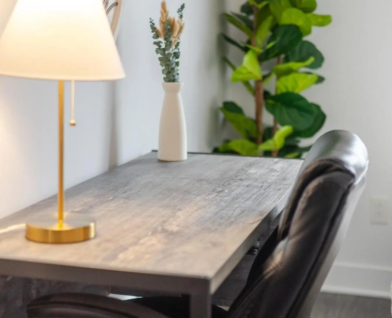 מונטריאול Modern Apartment In The Heart Of Griffintown 0*,